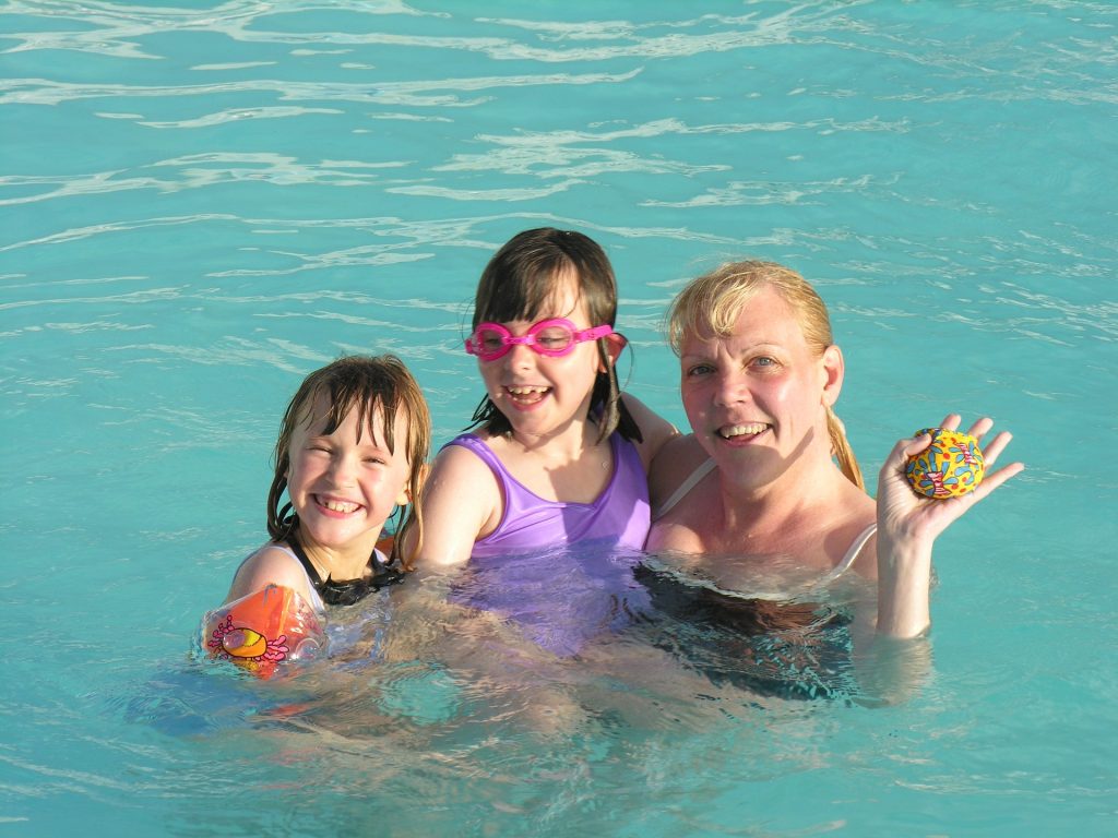 pools-and-families-ukpoolspa-expo-co-uk